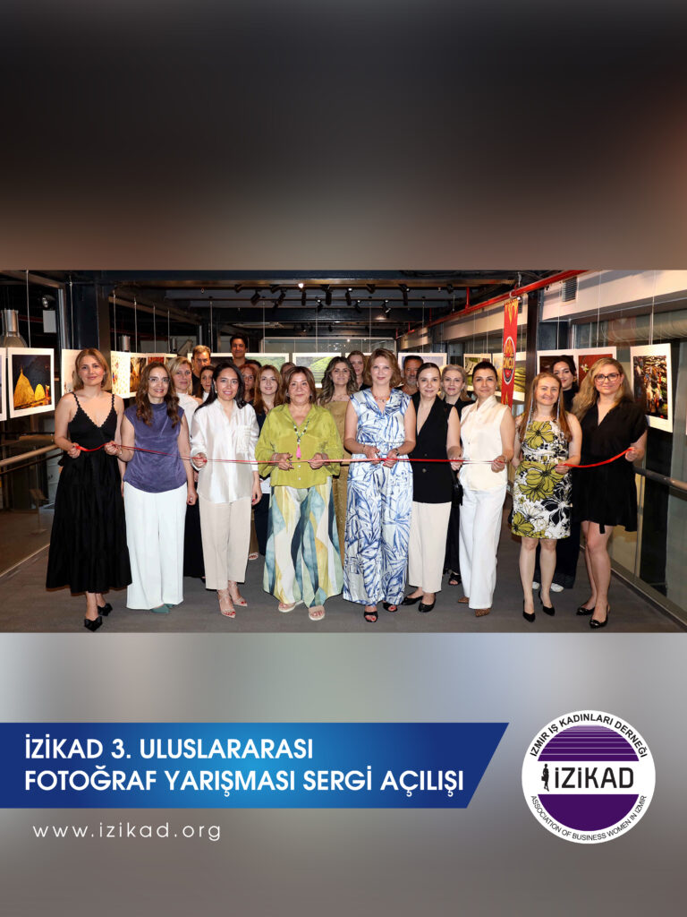 İZİKAD 3. ULUSLARARASI FOTOĞRAF YARIŞMASI SERGİ AÇILIŞI